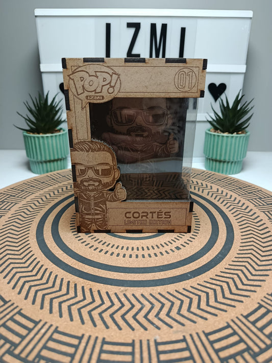 Muñeco cabezón sin color personalizado Izmi Láser Regalos Personalizados