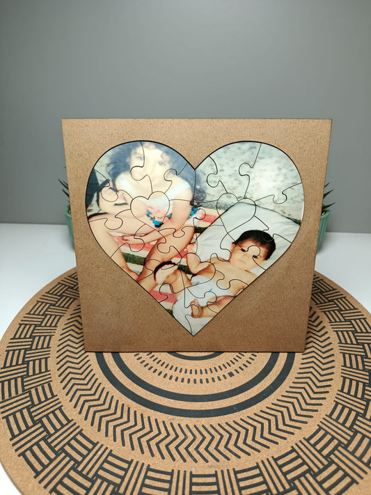 Marco puzzle corazón personalizado