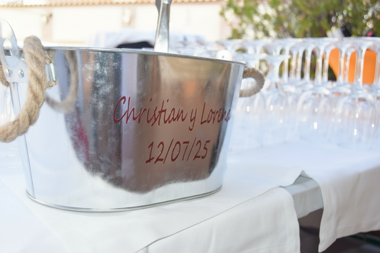 Hielera/cubitera personalizada Izmi Láser Regalos Personalizados