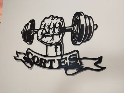 Silueta puño con mancuerna + nombre