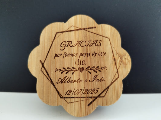 Abridor de bambú personalizado