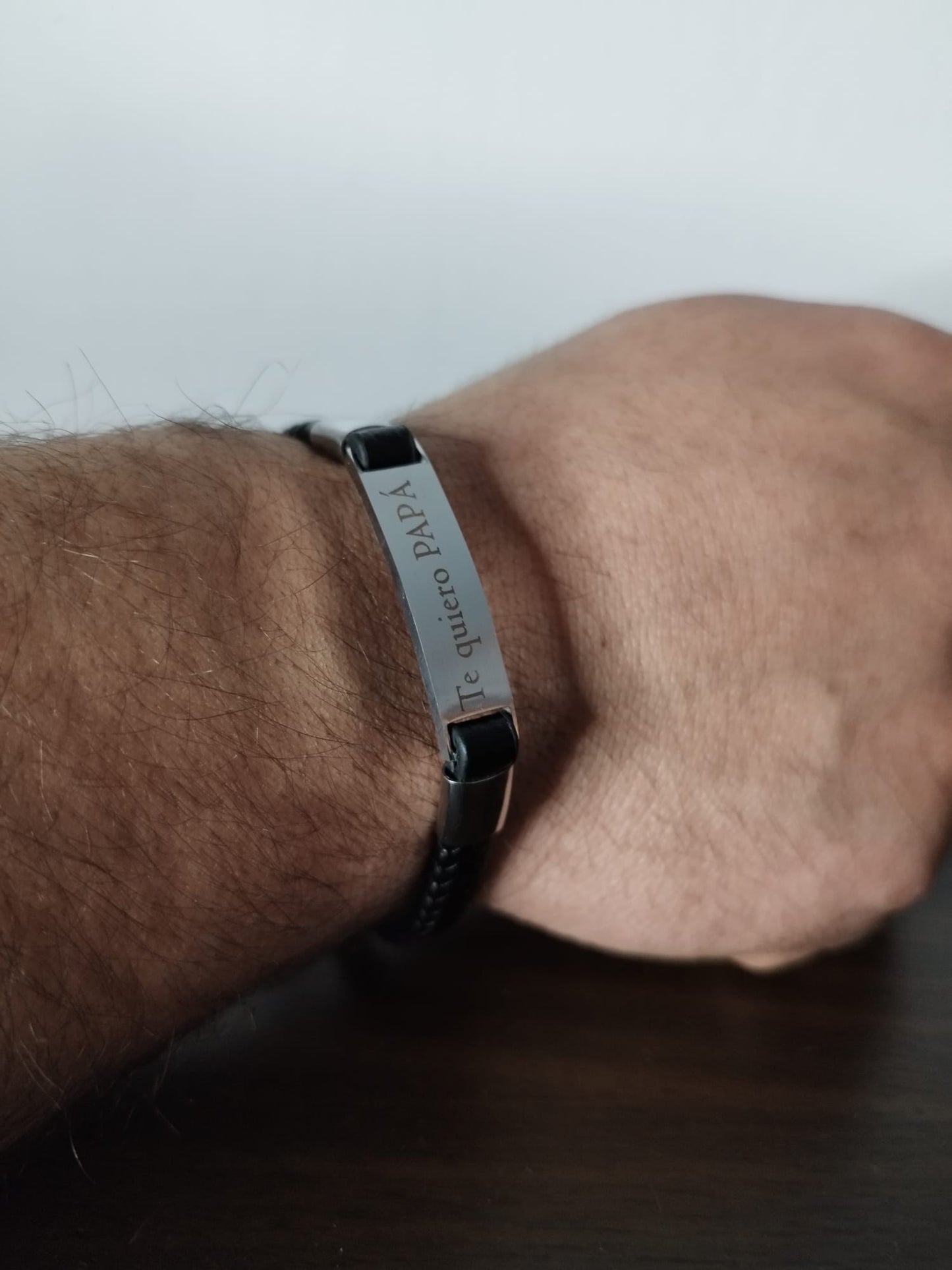 Pulsera personalizada grabada