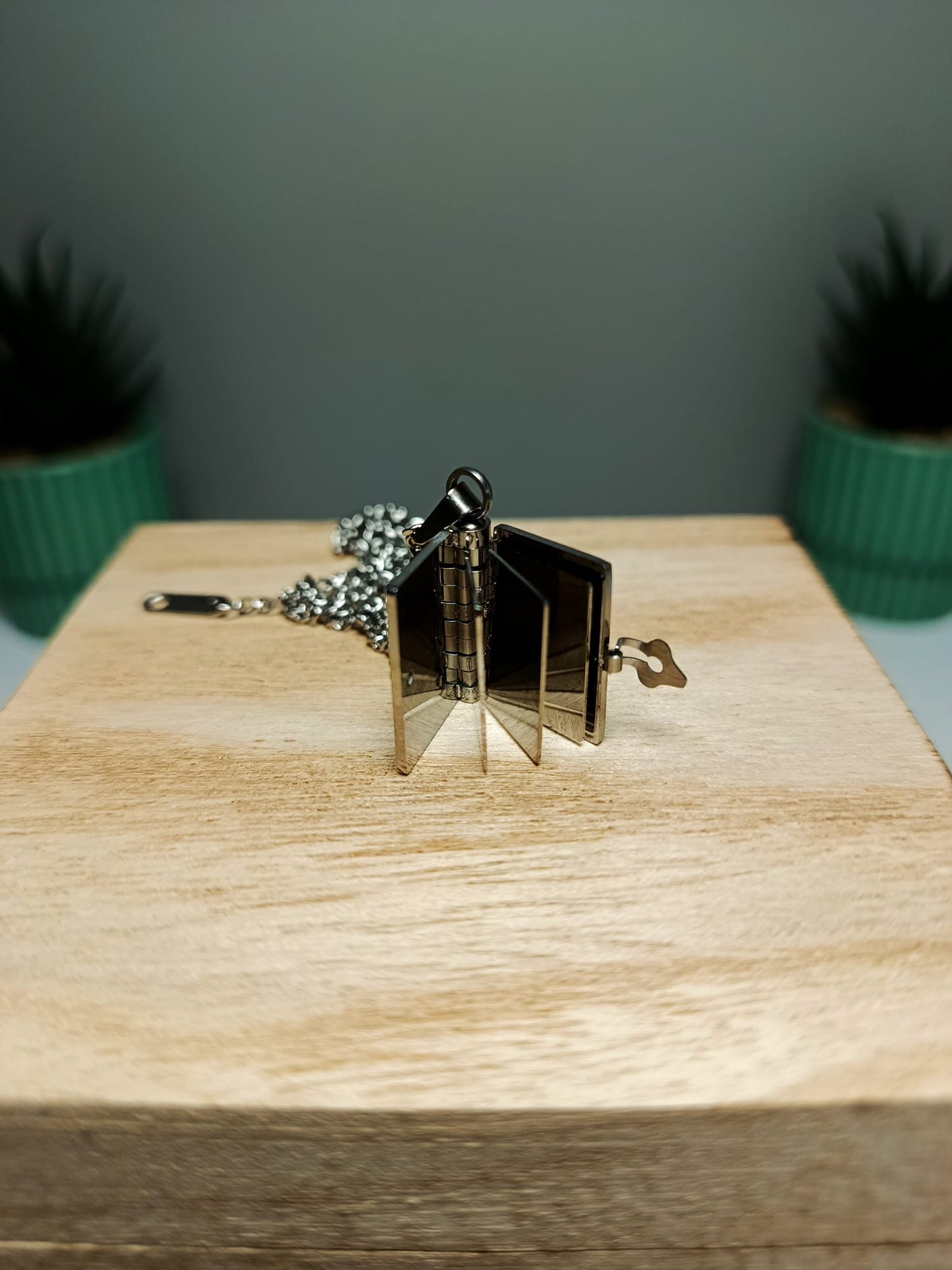 Colgante librito acero inoxidable