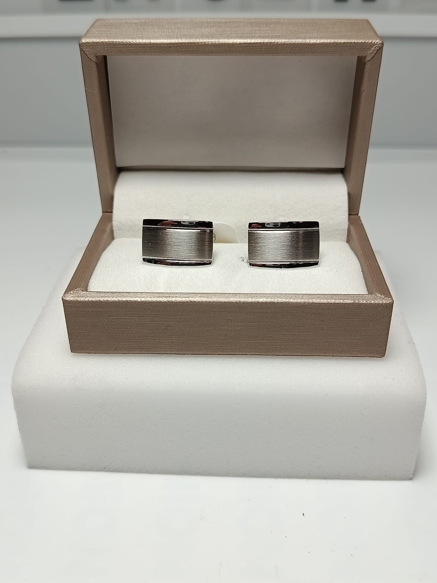 Gemelos personalizados de acero inoxidable Izmi Láser Regalos Personalizados