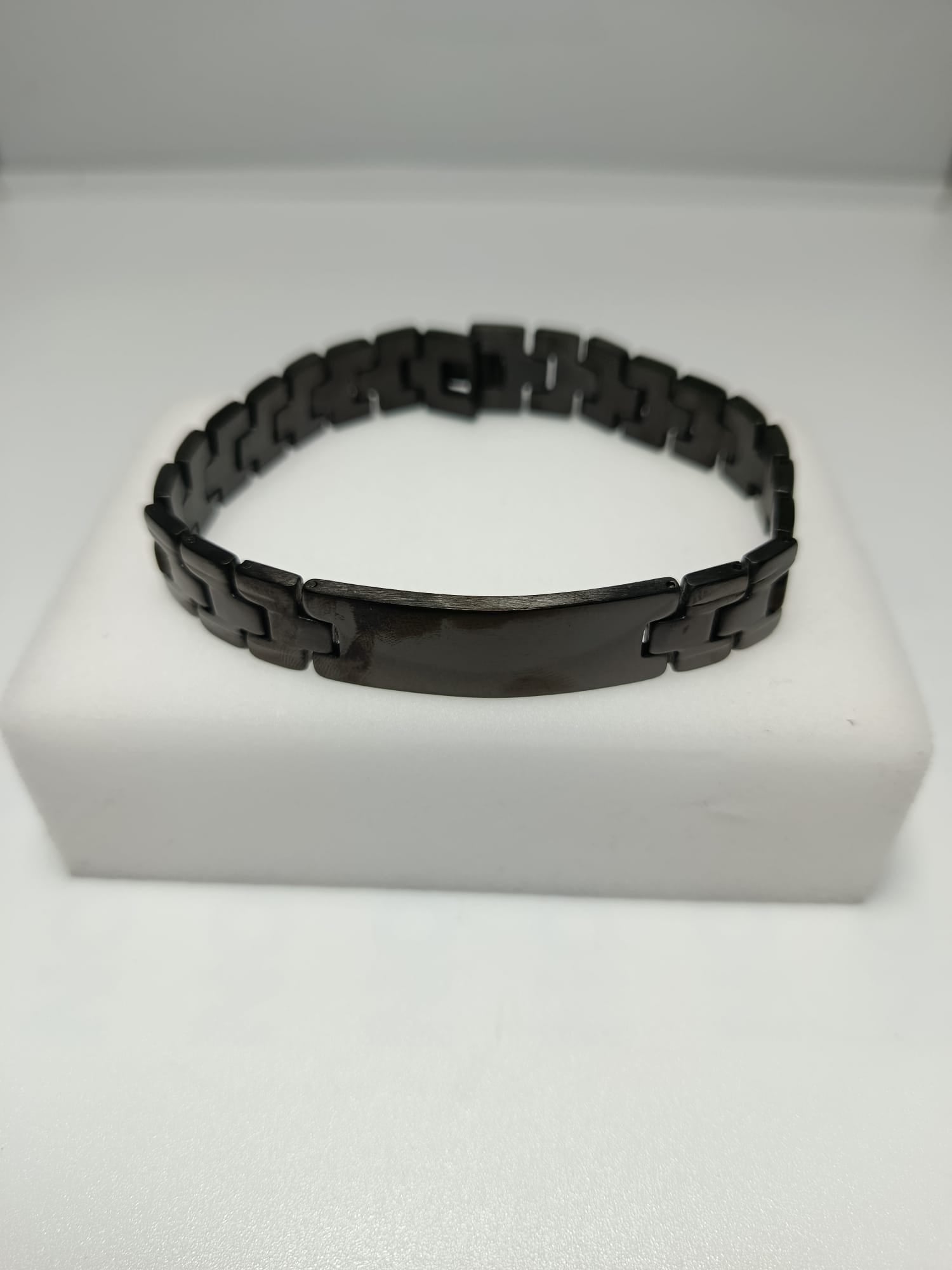 Esclava hombre negra alfa Izmi Láser Regalos Personalizados
