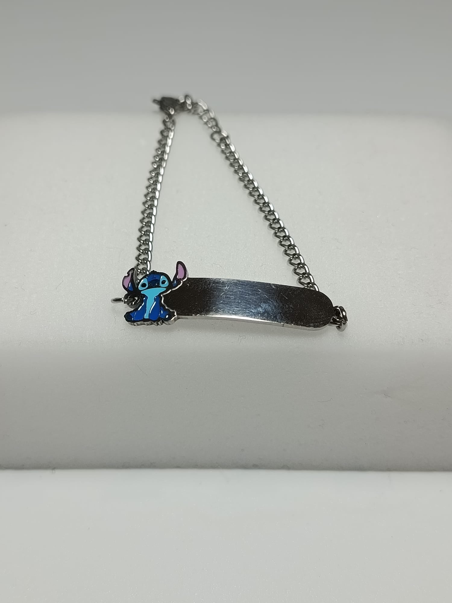 Esclava infantil STITCH con nombre Izmi Láser Regalos Personalizados