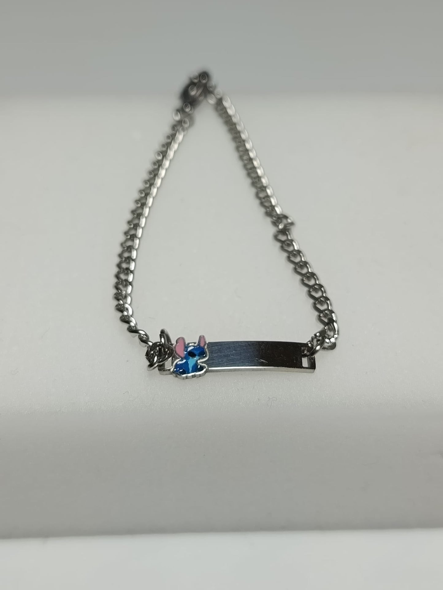 Esclava infantil STITCH con nombre Izmi Láser Regalos Personalizados