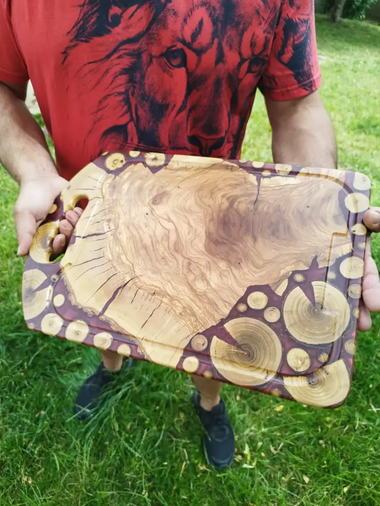 TABLA DE CORTAR "MADERA DE OLIVO Y RESINA"