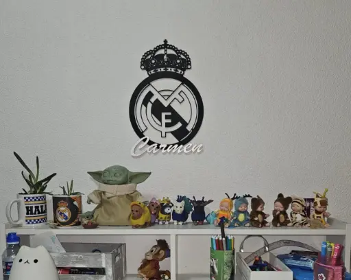SILUETA ESCUDO REAL MADRID 