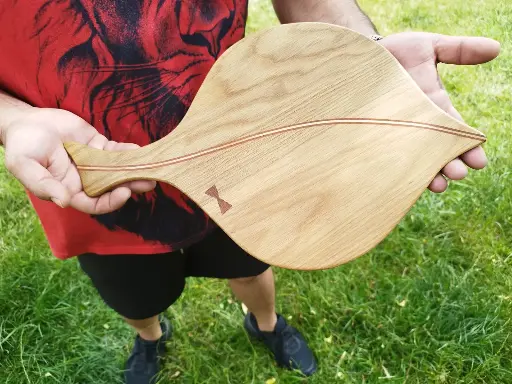 [001088] TABLA DE CORTAR "IROKO"