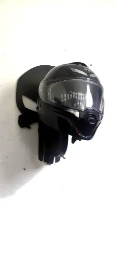 [001092] SOPORTE PARA CASCO